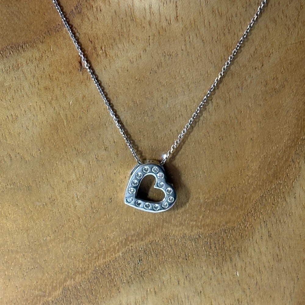 14k White Gold & Diamond Heart Necklace .20cttw